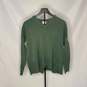 Forest Green Dreamers by Debut Pullover Hooded Shirt EUC Size Medium